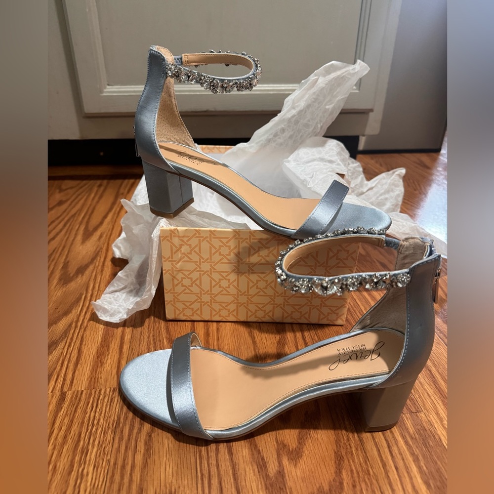 Party Shoes - Jewel Badgley Mischka- Catalina Size 8